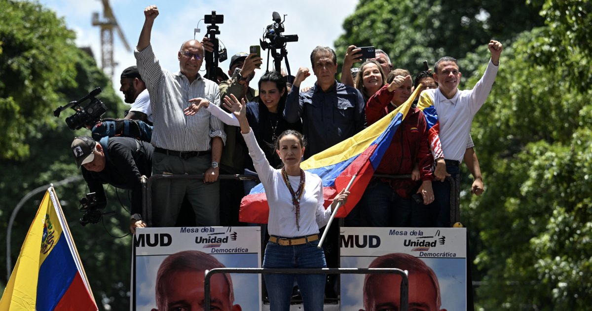 The US offered Maduro amnesty in exchange for a peaceful transition of power.