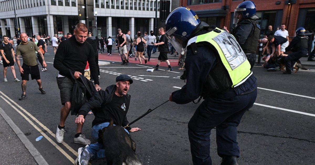 British courts prosecute 12-year-old boy for riots in Southport