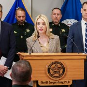 Pam Bondi, durante su comparecencia