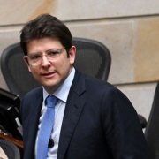 El senador y candidato de derecha, Miguel Uribe Turbay