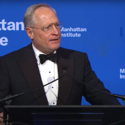 Ross Perot Jr. durante un discurso