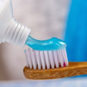 Imagen referencial cepillo de dientes