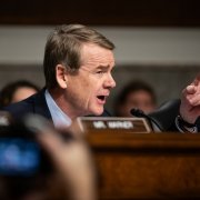 El senador Michael Bennet.