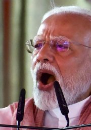 El primer ministro indio, Narendra Modi, pronuncia un discurso en el distrito de Madhubani, estado de Bihar, el 24 de abril de 2025.