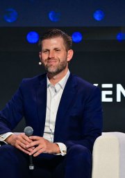 Trump en una conferencia en Dubai/ Giuseppe Cacace