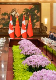 El presidente de China Xi Jinping y el Primer Ministro de Canadá Mark Carney (Archivo)