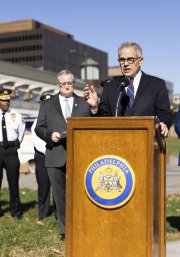 El fiscal de distrito de Filadelfia Larry Krasner (Archivo)