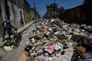 Basura amontonada en las calles de La Habana.