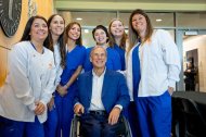 El gobernador Greg Abbott.