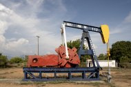 Bomba de petróleo en El Progreso, estado de Zulia, Venezuela/ Margioni BERMÚDEZ