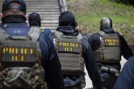 Agentes de ICE en Ventura, California/ Benjamin Hanson