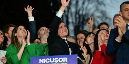 Ganó el centrista Nicușor Dan