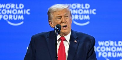 El presidente de Estados Unidos, Donald Trump, pronuncia un discurso especial durante la reunión anual del Foro Económico Mundial (FEM) en Davos el 21 de enero de 2026.
El Foro Económico Mundial se celebra en Davos del