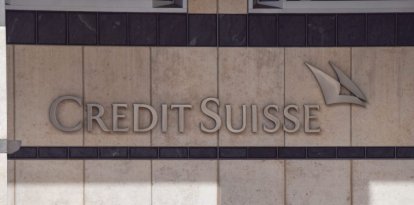 USB podría comprar Credit Suisse por 1.000 millones de dólares para evitar la crisis financiera