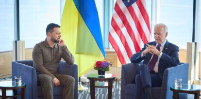 Volodymir Zelensky y Joe Biden durante la reunión del G-7 en Hirosima