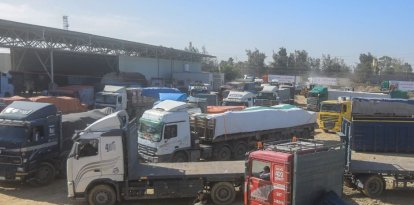 Camiones de ayuda humanitaria en Gaza.