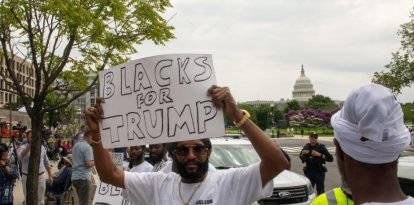 Blacks for Trump. Negros por Trump-
