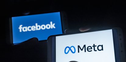 October 28, 2021, Spain: In this photo illustration, Meta and Facebook logos seen displayed on a smartphones..Facebook changes name to Meta in its major rebrand, reportedly by media. (Credit Image: © Paco Freire/SOPA Images via ZUMA Press Wire)
