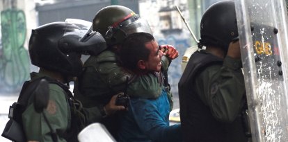 Represión en Venezuela por las fuerzas policiales de Maduro