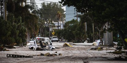 Árboles caídos y daños materiales tras los devastadores efectos del HURACÁN HELEN