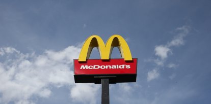 Foto de archivo de un cartel de McDonald's