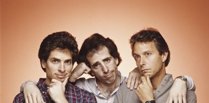 Jerry Zucker, Jim Abrahams (centro) y David Zucker en 1984