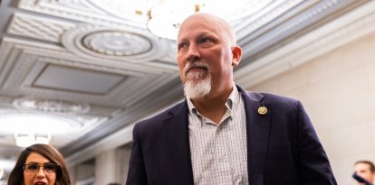 Chip Roy y Mike Lee impulsan la Ley SAVE en el Congreso/ Julia Nikhinson