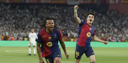 El defensor francés Jules Koundé, héroe de la final con un gran gol agónico