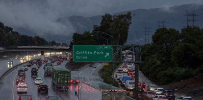 Tráfico en la autopista Interestata de Los Ángeles, California