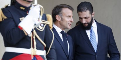 Emmanuel Macron y el presidente sirio Ahmed al-Sharaa
