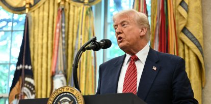 El presidente estadounidense Donald Trump habla desde Washington