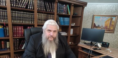 El rabino ucraniano Moshe Azman