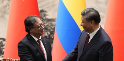 Gustavo Petro y Xi Jinping