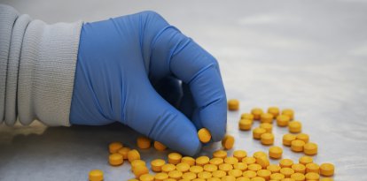 Pastillas de fentanilo analizadas en un laboratorio de la DEA
