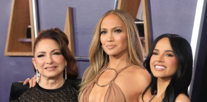 Gloria Estefan, Jennifer Lopez y Becky G en los American Music Awards 2025