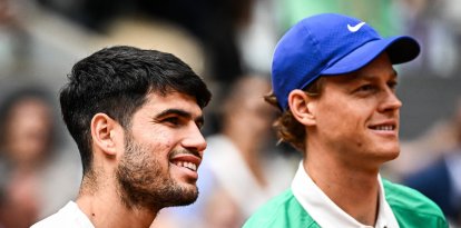Carlos Alcaraz y Jannik Sinner, en la final de Roland Garros 2025
