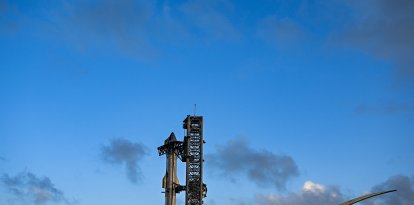 La base de cohetes de SpaceX se prepara para un vuelo de prueba en Boca Chica, Texas.