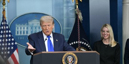 Trump y Bondi en la Casa Blanca/ Andrew Caballero- Reynolds