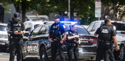 Agentes del Servicio Secreto y del Departamento de Policía de Parques, en Washington DC