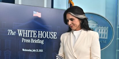 Gabbard en la Casa Blanca/ Andrew Caballero- Reynolds