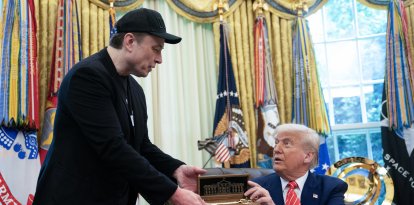 Musk y Trump en el Salón Oval/ Allison Robbert