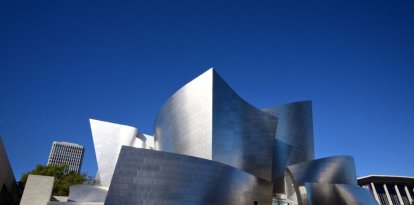 El emblemático Walt Disney Concert Hall, diseñado por el arquitecto Frank Gehry