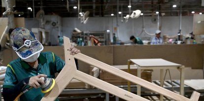 Una fábrica de muebles en Vietnam (Imagen de archivo)