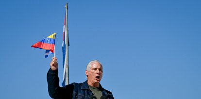 El dictador cubano Miguel Diaz-Canel tras la captura de Maduro