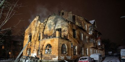 Edificio residencial tras los ataques rusos en Kiev.