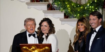 Julia Letlow junto a Donald Trump/ Alex Brandon