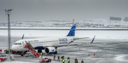 Más soldados daneses aterrizan en el aeropuerto de Nuuk el lunes 19 de enero de 2026.