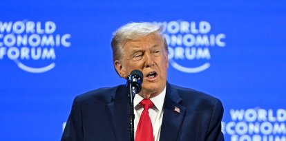 El presidente de Estados Unidos, Donald Trump, pronuncia un discurso especial durante la reunión anual del Foro Económico Mundial (FEM) en Davos el 21 de enero de 2026.
El Foro Económico Mundial se celebra en Davos del