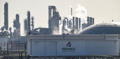 Refinería de petróleo de PEMEX