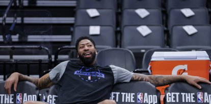 Ala-pívot de los Dallas Mavericks, Anthony Davis